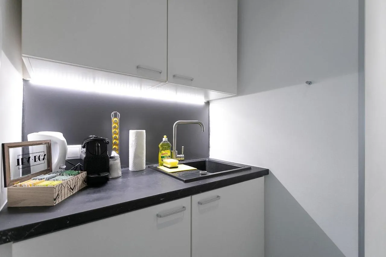 Apartment, Modern Und Neu Renoviert Vienna