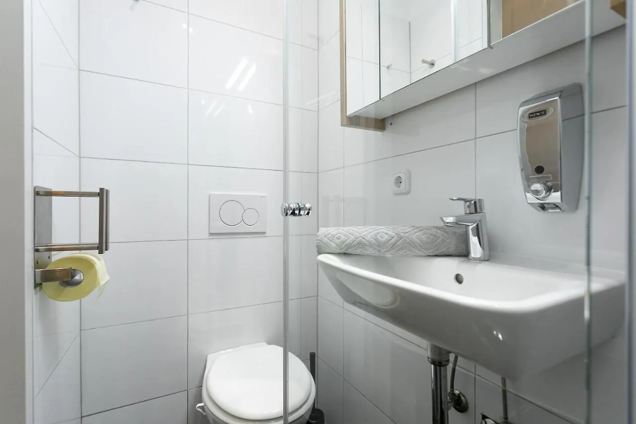 Apartment Apartment, modern und neu renoviert Wien