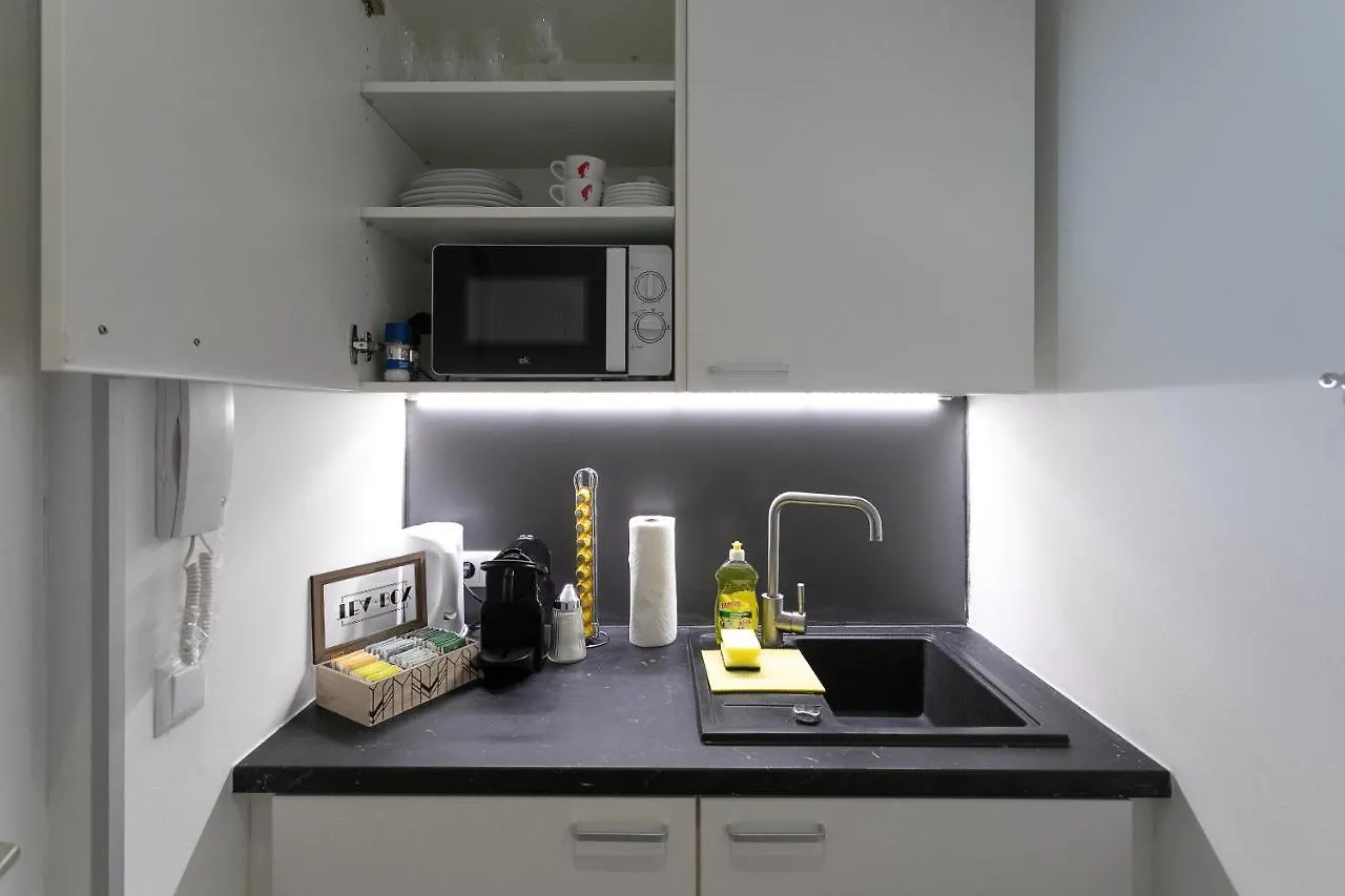 Appartamento Apartment, Modern Und Neu Renoviert Vienna