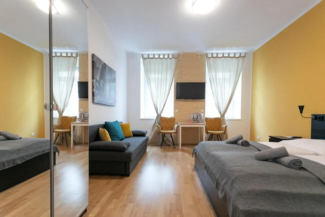 Apartment Apartment, modern und neu renoviert Wien