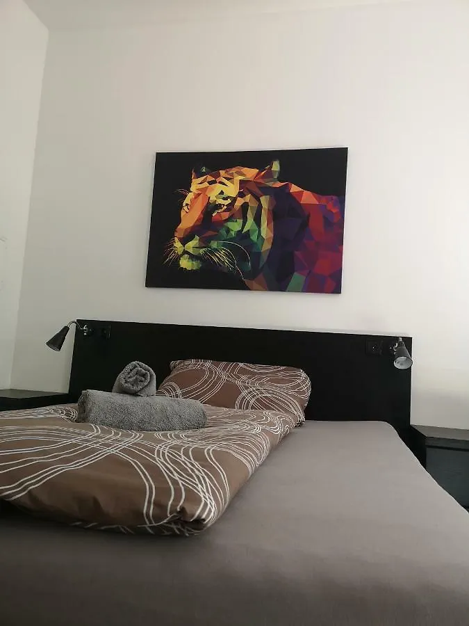 Apartment Apartment, modern und neu renoviert Wien
