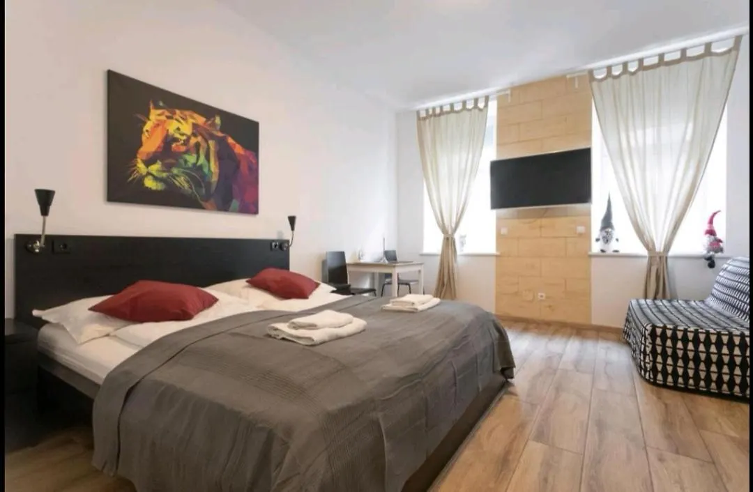 Apartment, Modern Und Neu Renoviert Vienna